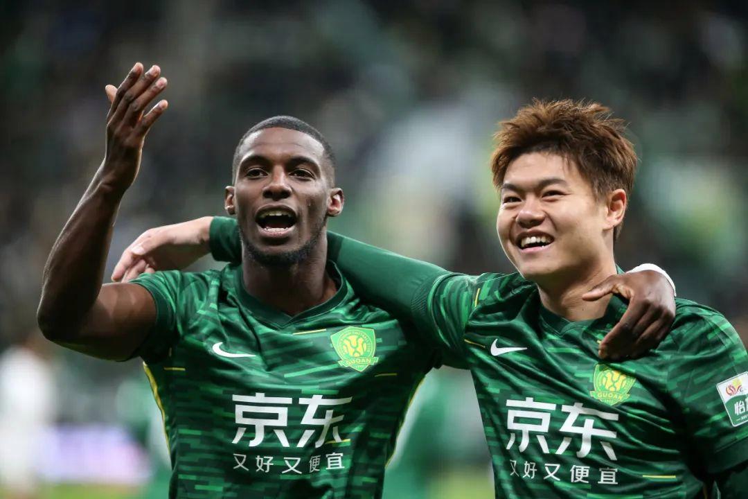 14场不败!国安1-0西海岸登顶铁卫造乌龙的简单介绍