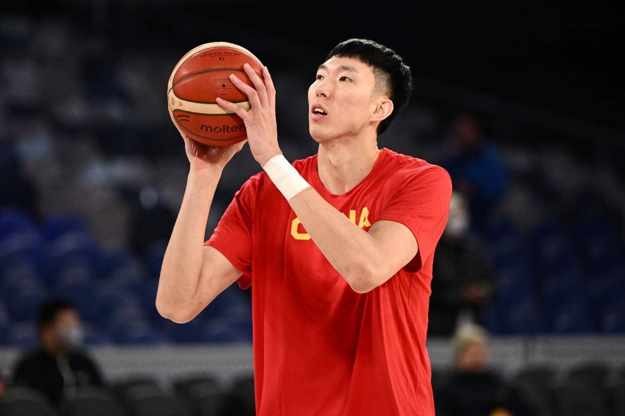 华体会登入-阿尔艾因赛前体能检测通过，争冠筹备顺利