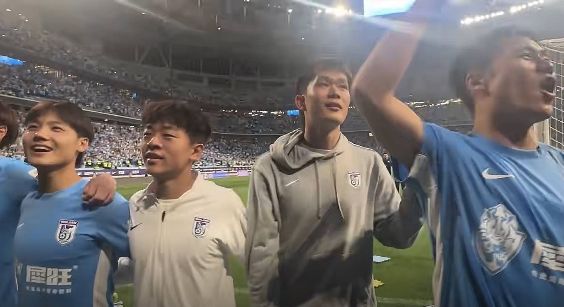华体会登入-包含大连英博引援遭球迷催，李国旭重用年轻人，U16国脚试训或成新拼图的词条