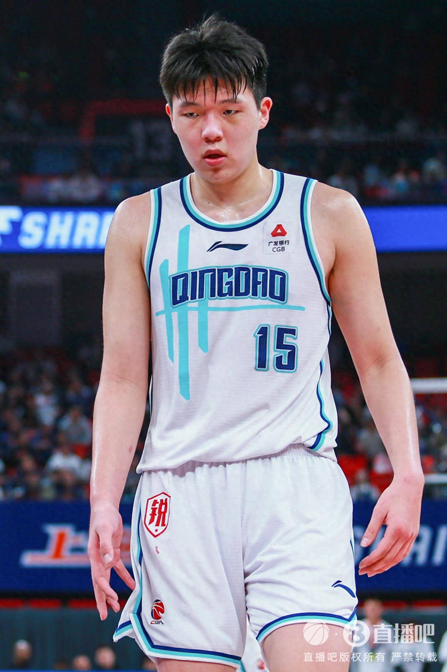 华体会官网-青岛更新杨瀚森特训！NBA级教练一对一强化投篮，好性格助力融入