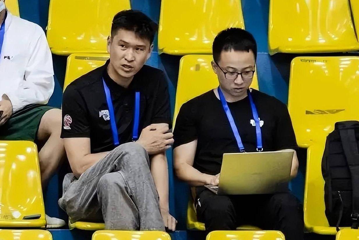 关于官宣！杜锋亲选卡巴加盟NBL，广东锁定23+17大外援，江苏队优先续约权倒计时的信息